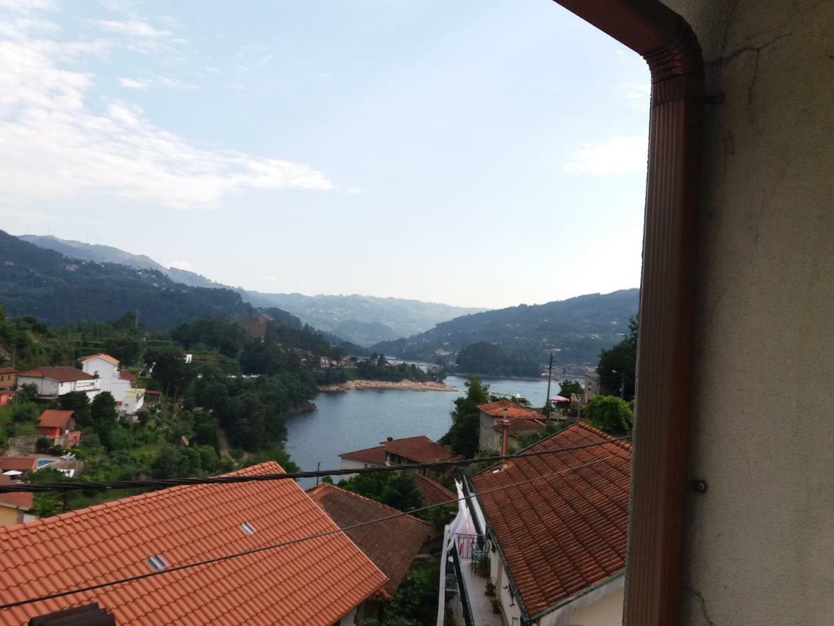 Casa Dina Doceira Apartment Geres Bagian luar foto